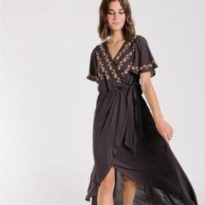 Jodifl Elegant Black Floral Wrap Dress